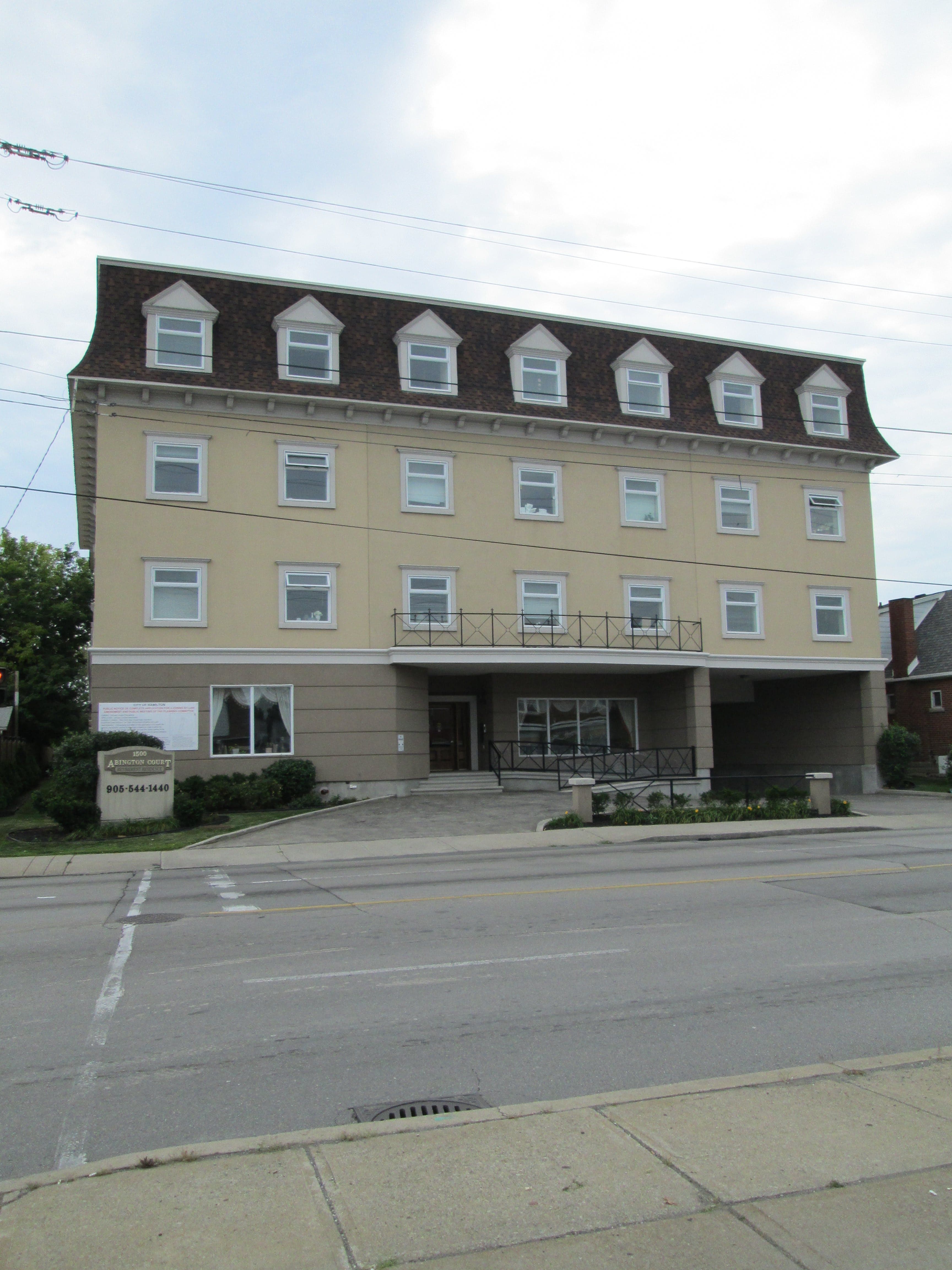 Abington Court in Hamilton, ON