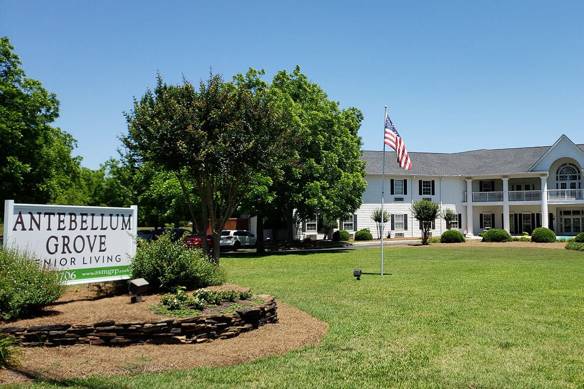 Antebellum Grove Senior Living in Warner Robins, GA