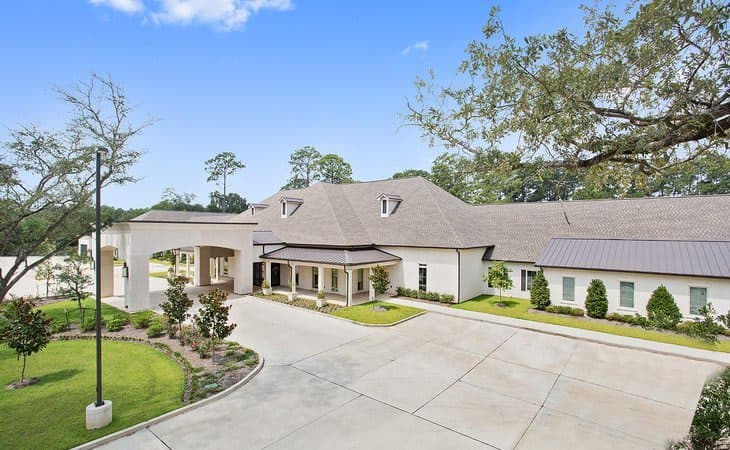 Beau Provence Memory Care Assisted Living in Mandeville, LA