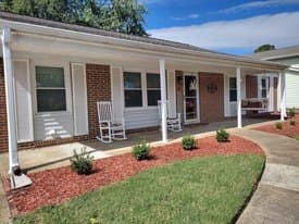 900 Acqua Luxury Senior Apartments in Virginia Beach, VA