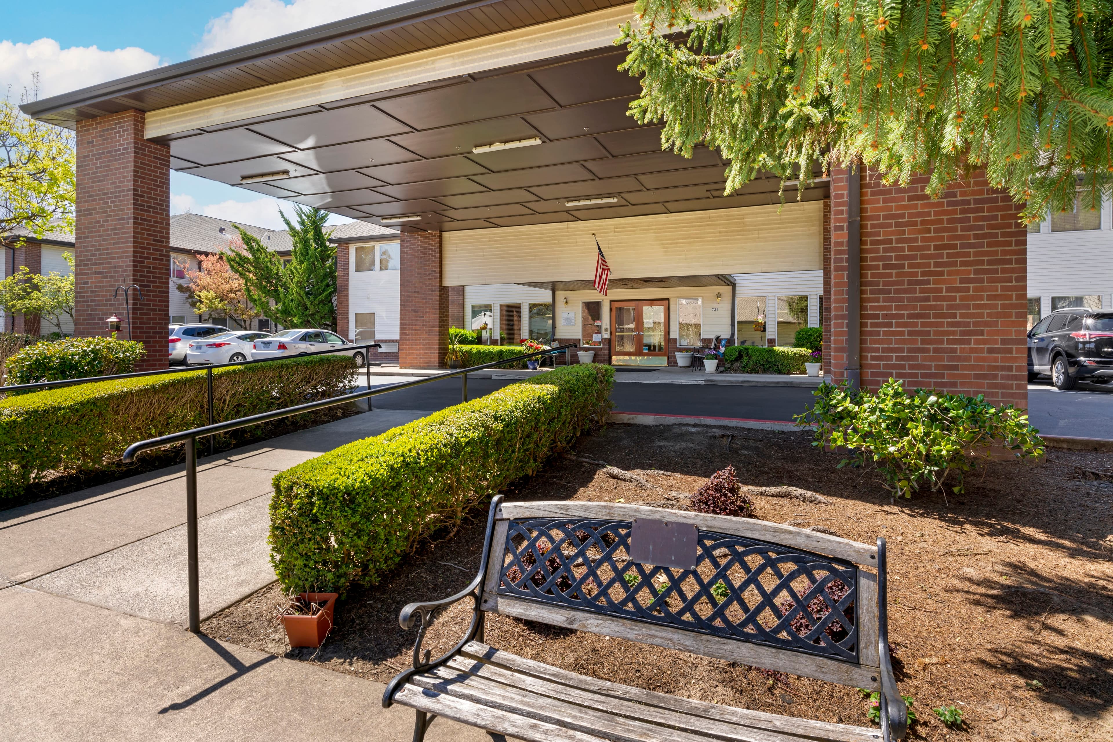 Cedarbrook Place Senior Living in Mcminnville, OR