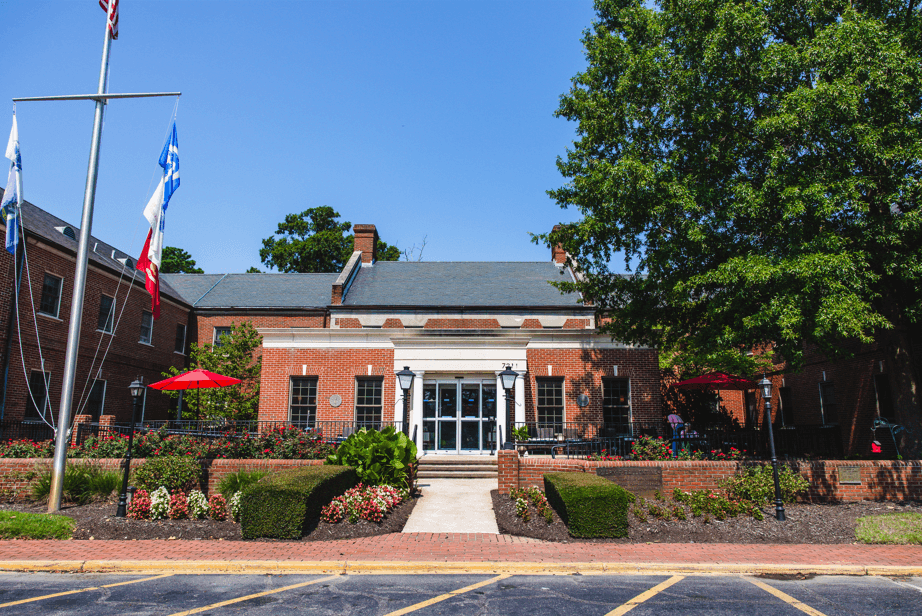 Commonwealth Senior Living at The Ballentine in Norfolk, VA