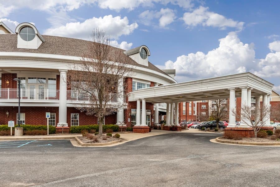 Elison Independent & Assisted Living of Maplewood - Senior living in Bridgeport, West Virginia