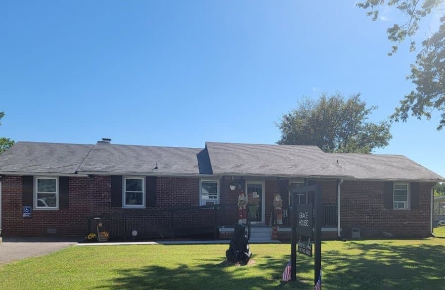 Grace House Residential Home for the Elderly - Senior living in Murfreesboro, Tennessee