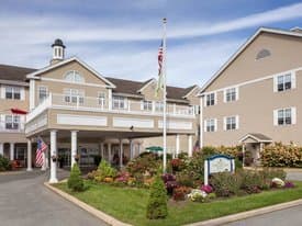 Greentree Manor Nursing & Rehab in Waterford, CT