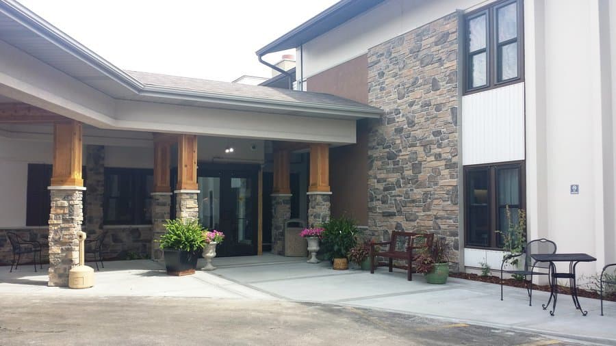 Kensington Care & Rehab Center in Waukesha, WI