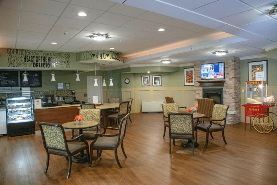 Lexington Square of Lombard in Lombard, IL