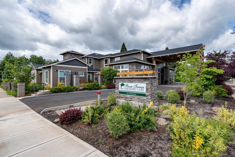 River Terrace Memory Care in Oregon City, OR
