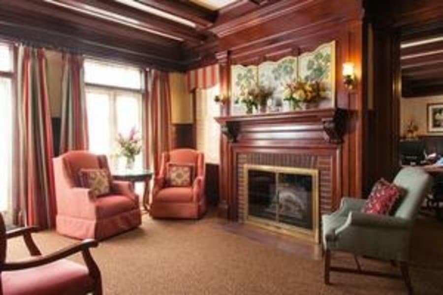 Royal Taber Street Nurs & Rehab Ctr in New Bedford, MA