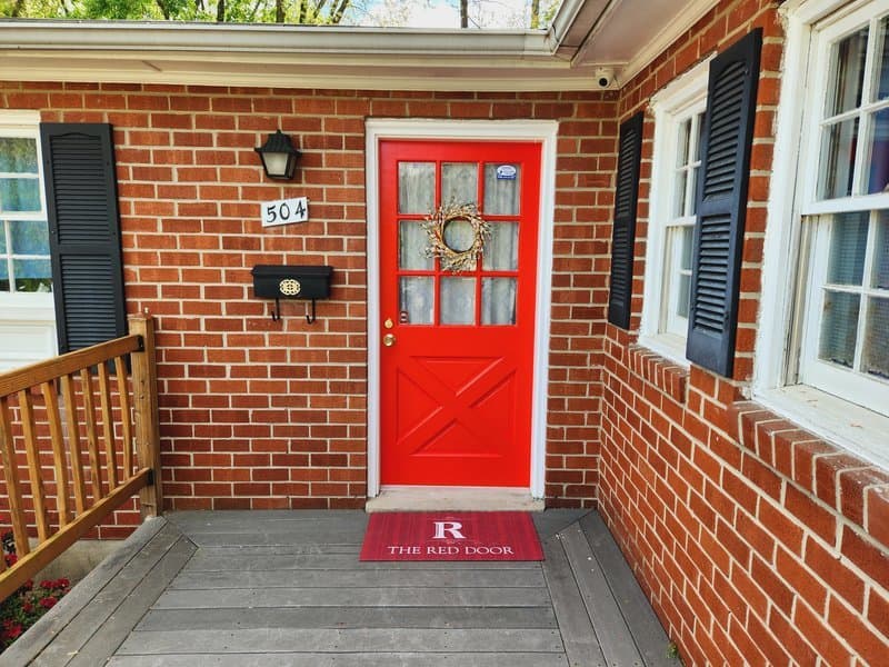 The Red Door Assisted Living in Reisterstown, MD