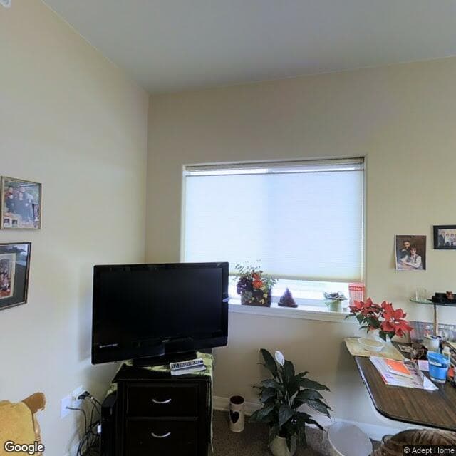 BeeHive Home - Parker - Senior living in Hamilton, Montana