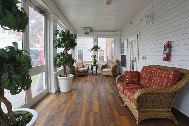 Charter Senior Living Of Woodholme Crossing in Pikesville, MD