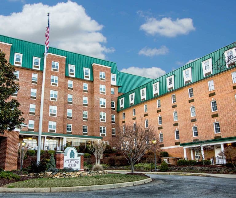 Commonwealth Senior Living At Stratford House - Senior living in Danville, Virginia