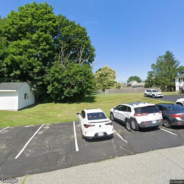 Crestwood Nursing & Rehabiliation Center in Warren, RI