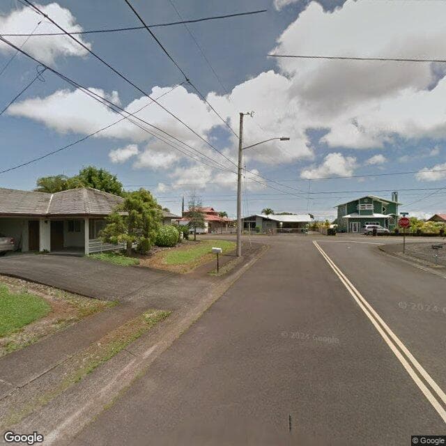 Elisa Cabal in Hilo, HI