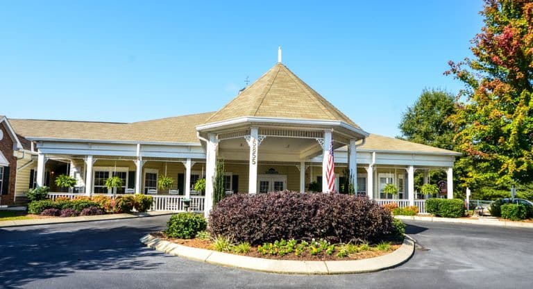 Oaks at Seneca - Senior living in Seneca, South Carolina