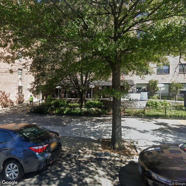 Sapphire Center for Rehabilitation and Nursing of Central Queens in Flushing, NY