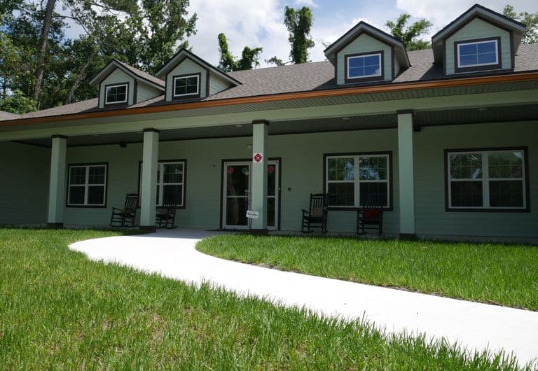 Silver Treasures at Lane Ave in Jacksonville, FL