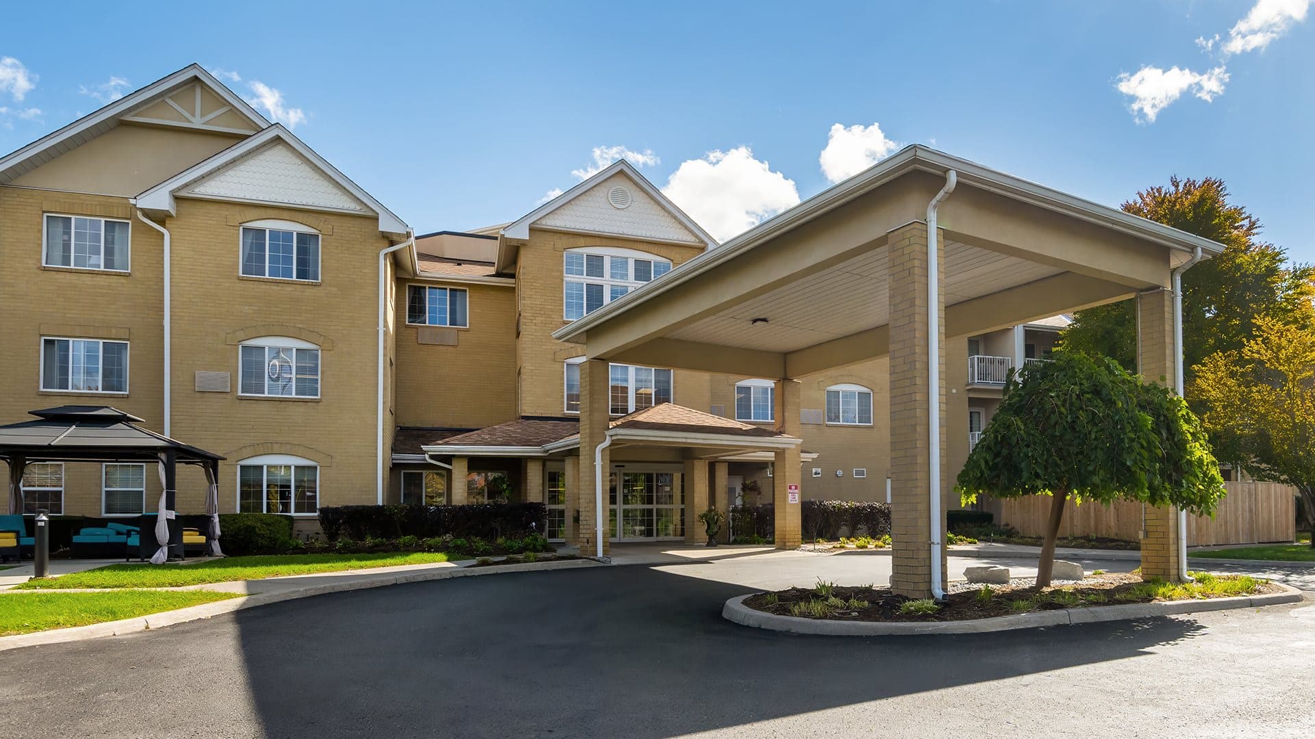 Court at Pringle Creek in Whitby, ON