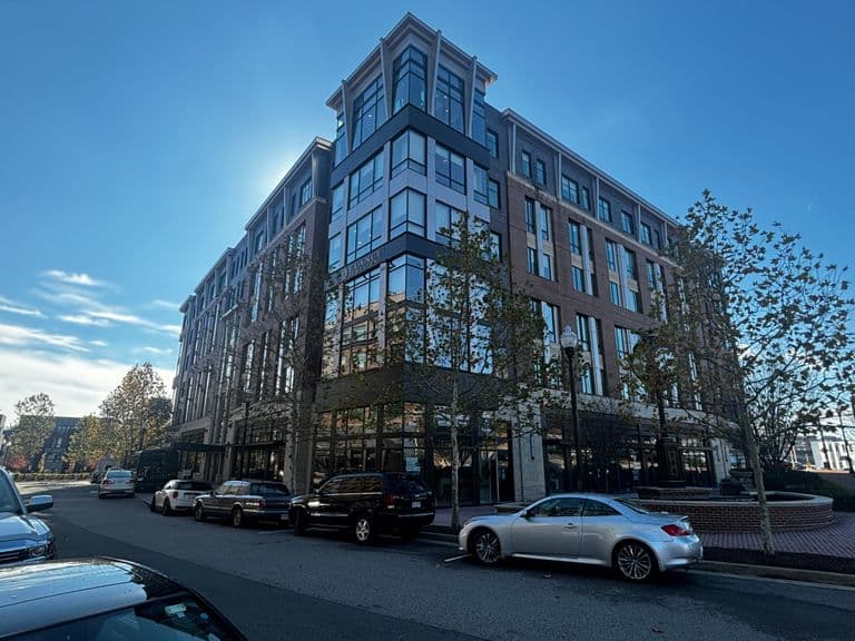 West End Alexandria by Cogir - Senior living in Alexandria, Virginia