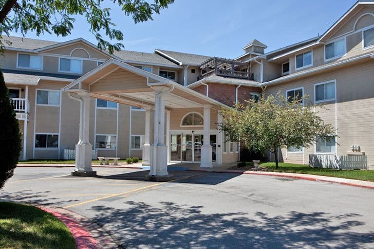 The Fountains At Greenbriar in Independence, MO