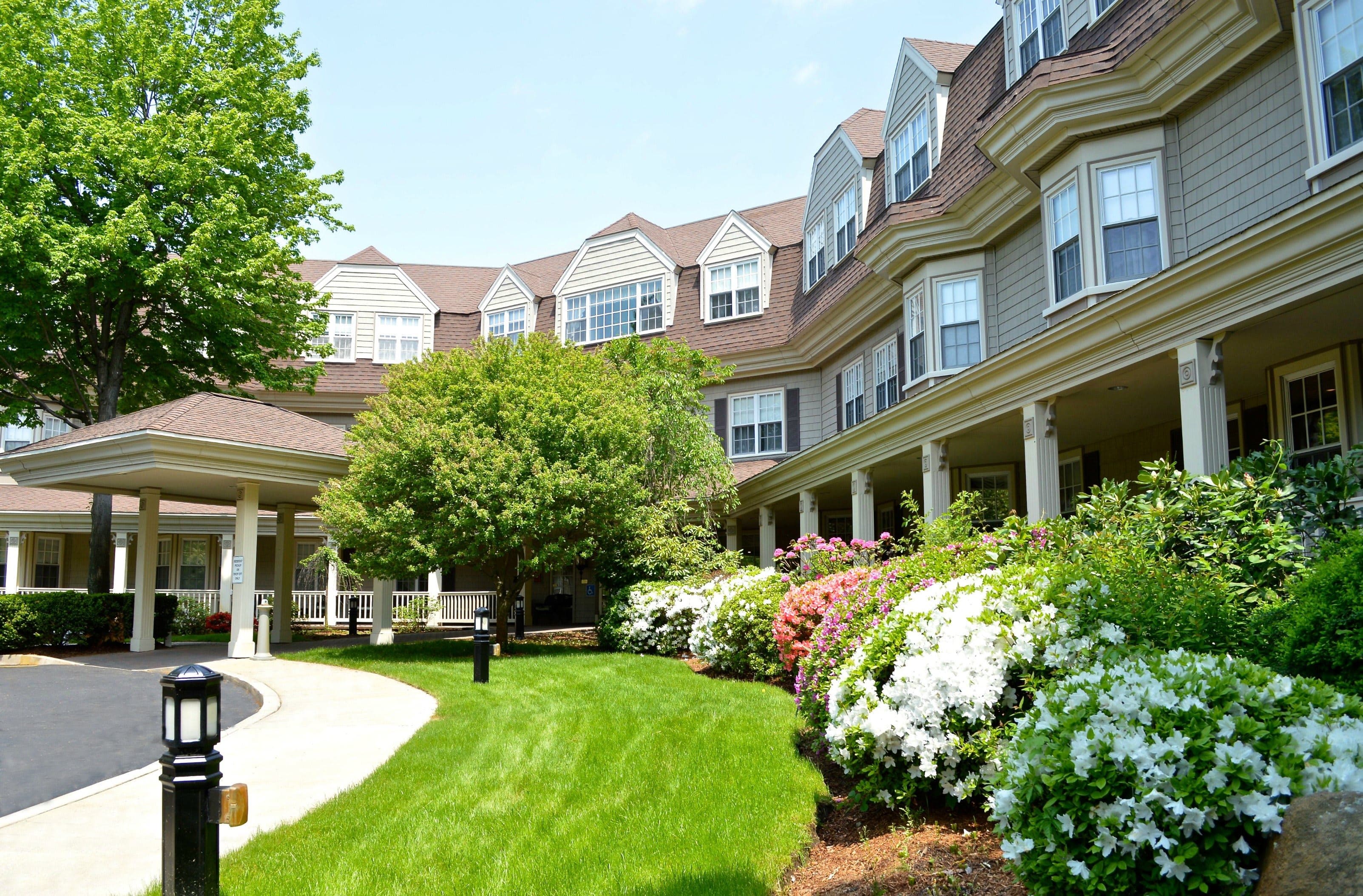 Grove Manor Estates - Senior living in Braintree, Massachusetts