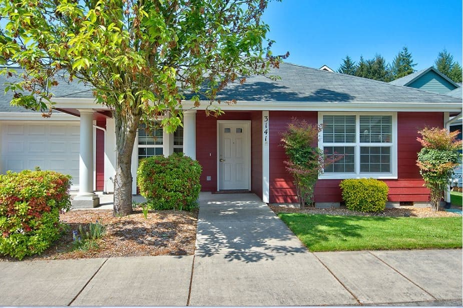 Parkland Village in McMinnville, OR