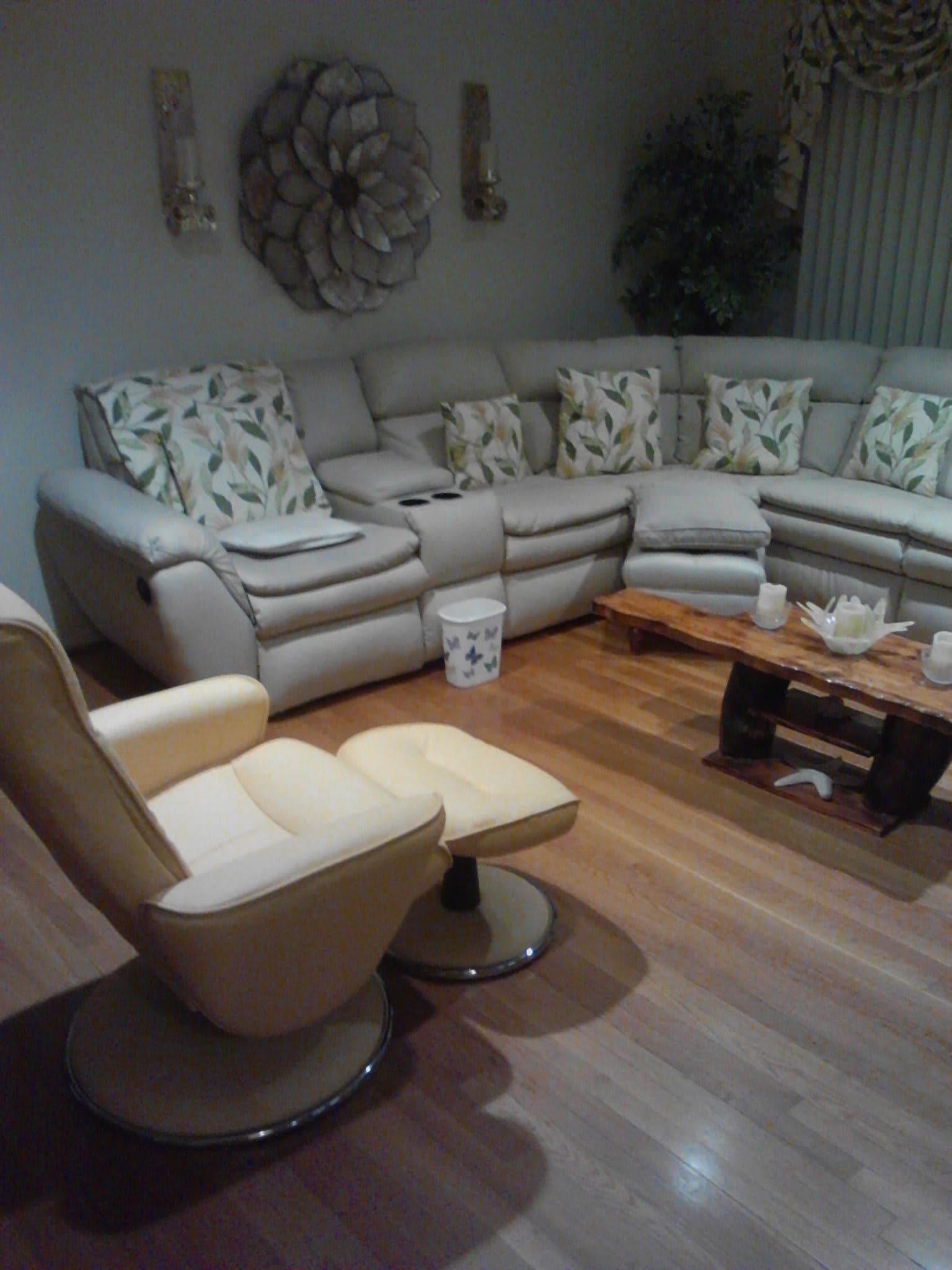 Pat's Golden Girls in Randallstown, MD