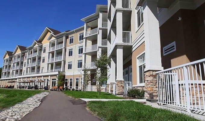 River Ridge II Retirement Residence in Winnipeg, MB