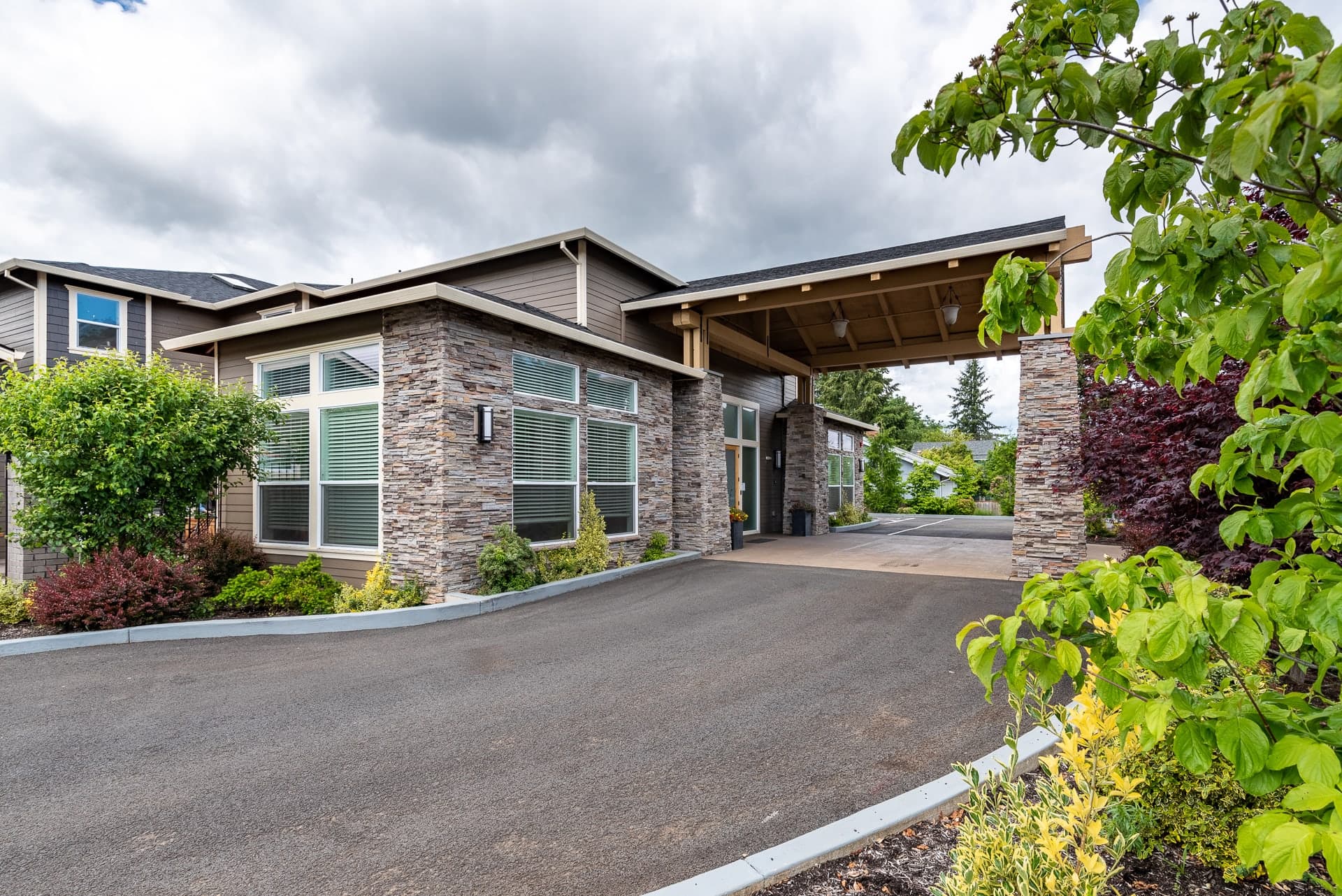 River Terrace - Senior living in Oregon City, Oregon