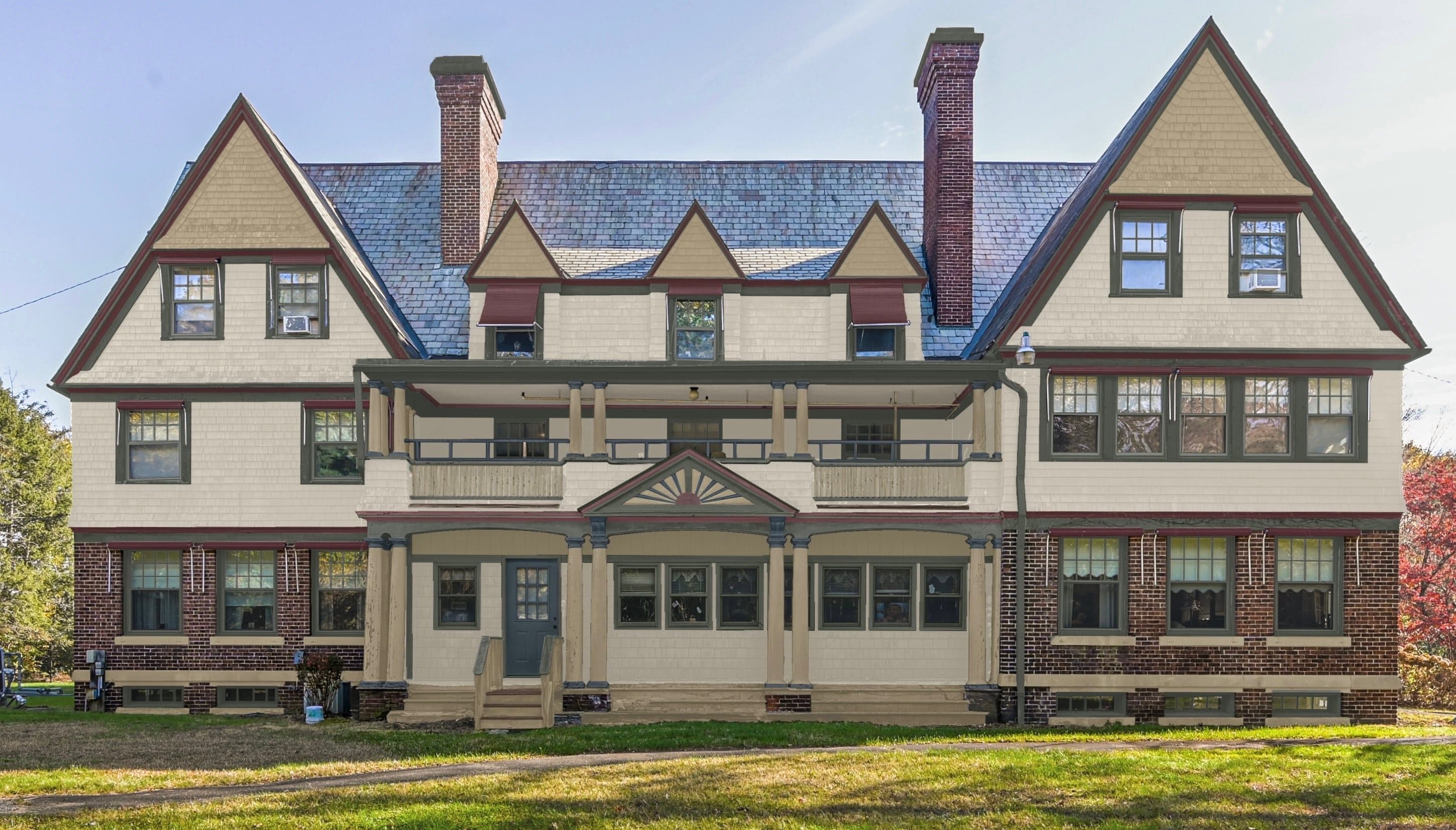 Sarawood Assisted Living in Holyoke, MA